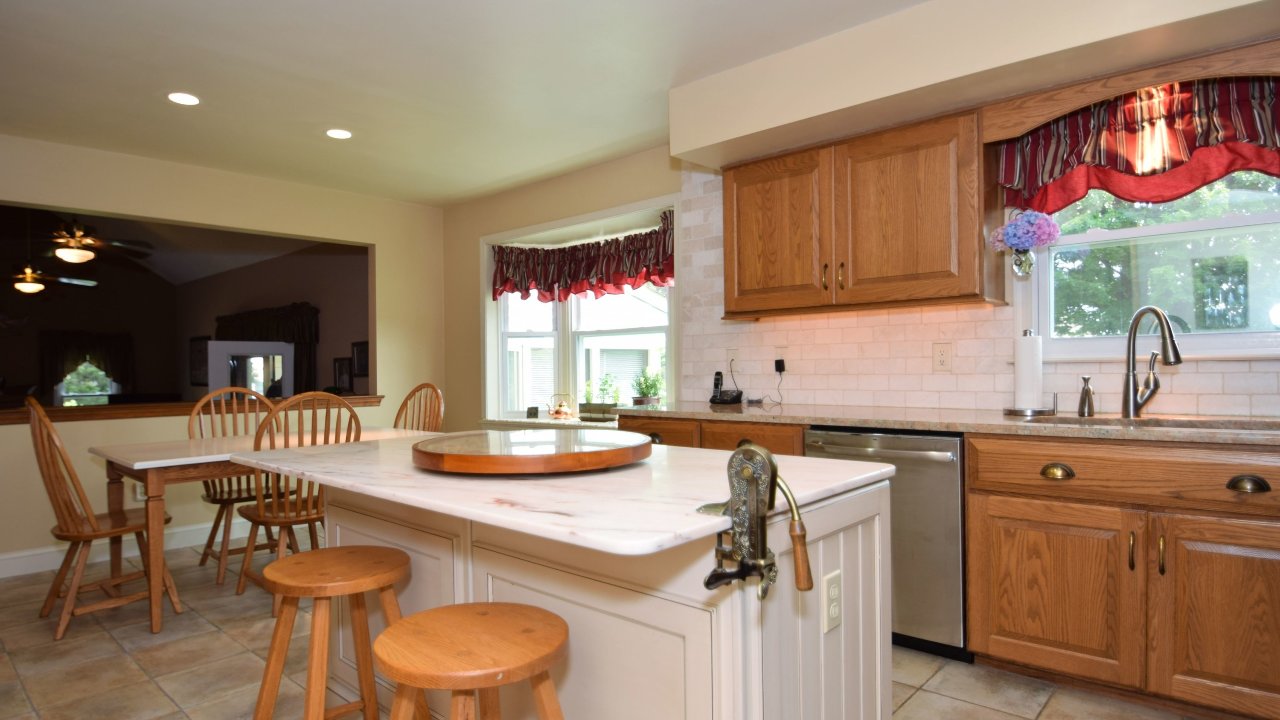 2150 Cambridge Cir, Jamison, PA, 18929 Scene 2