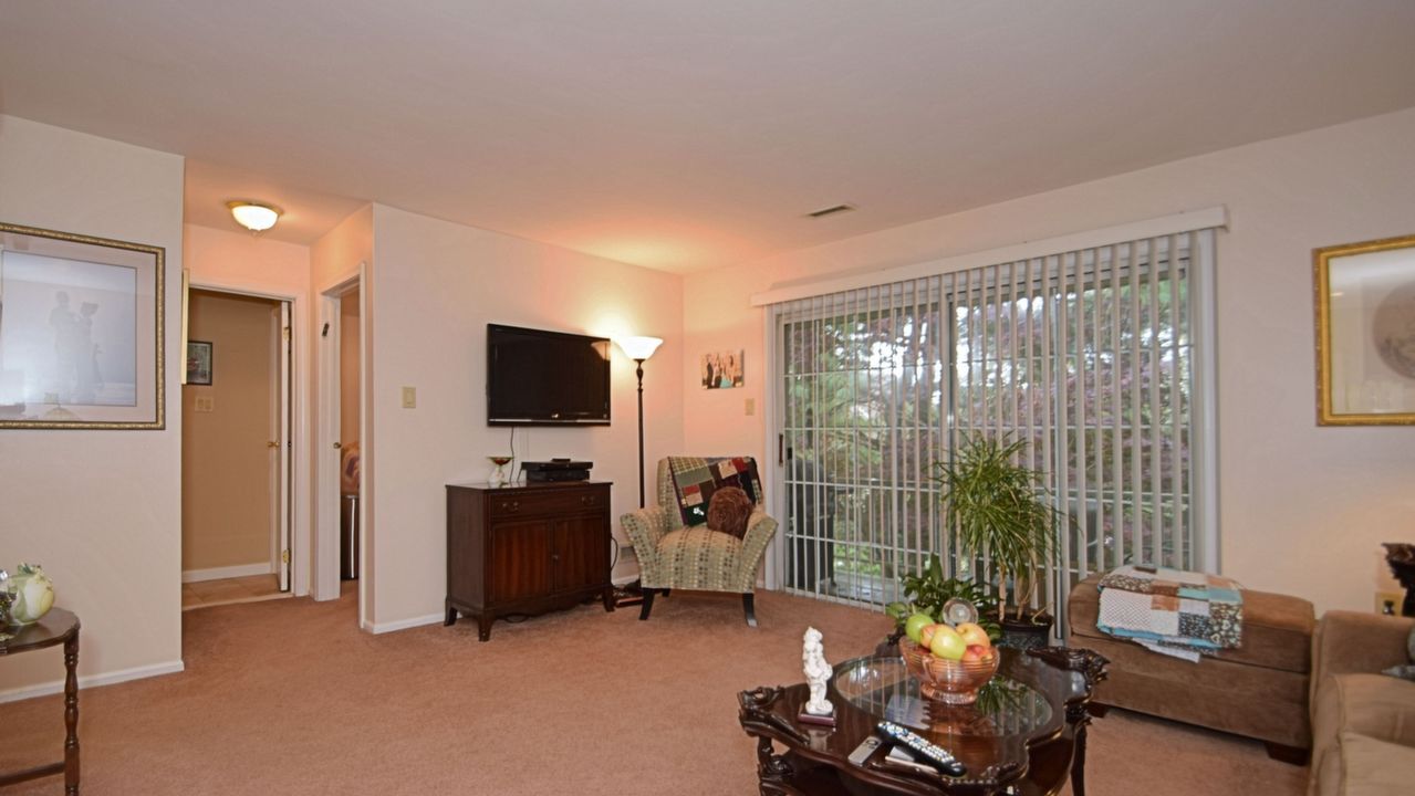 308 Society Pl Unit #C2, Newtown, PA, 18940 Scene 2