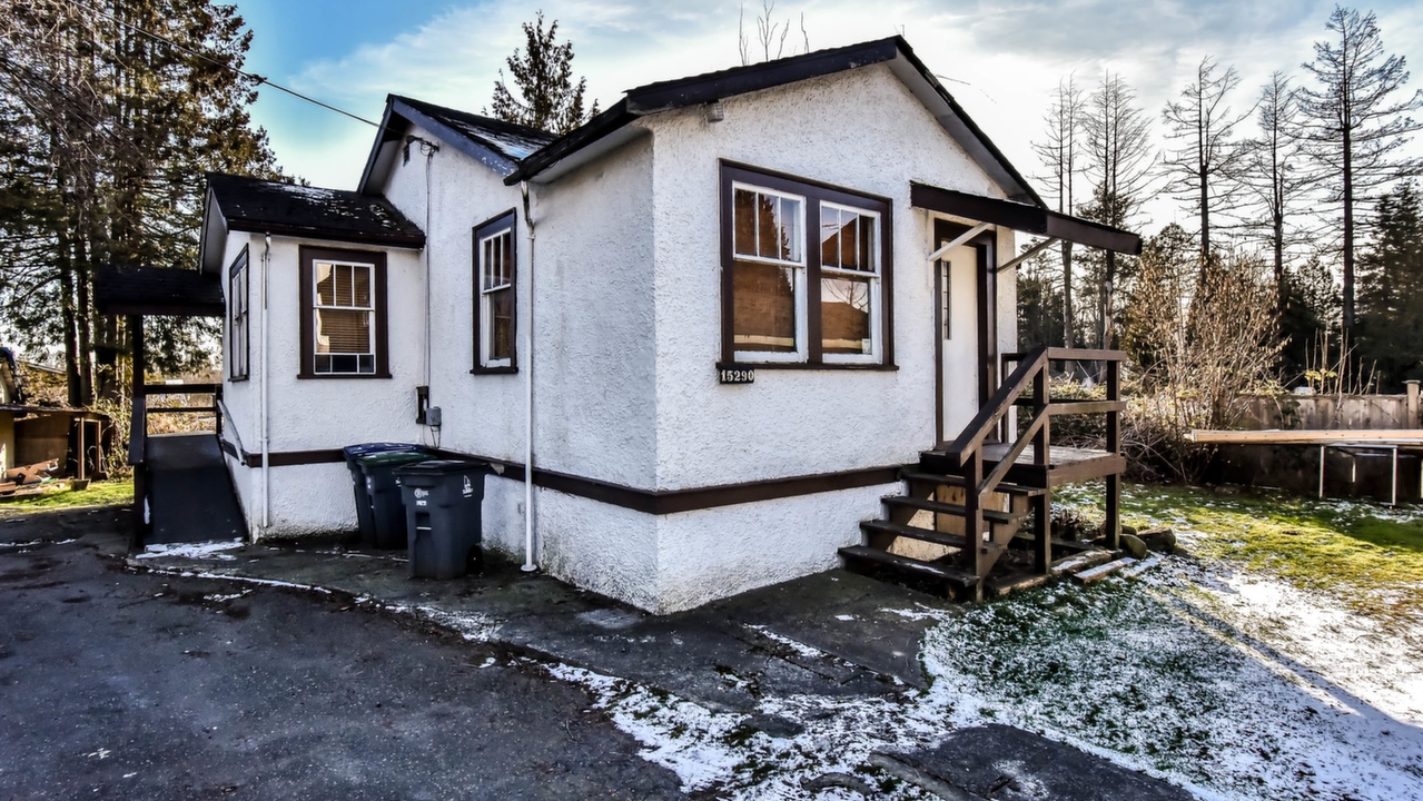 15290 66 Ave, Surrey, BC, V3S 2A2 Scene 2