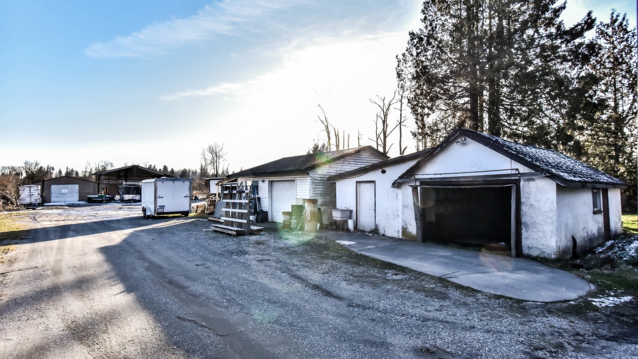 15290 66 Ave, Surrey, BC, V3S 2A2 Scene 4