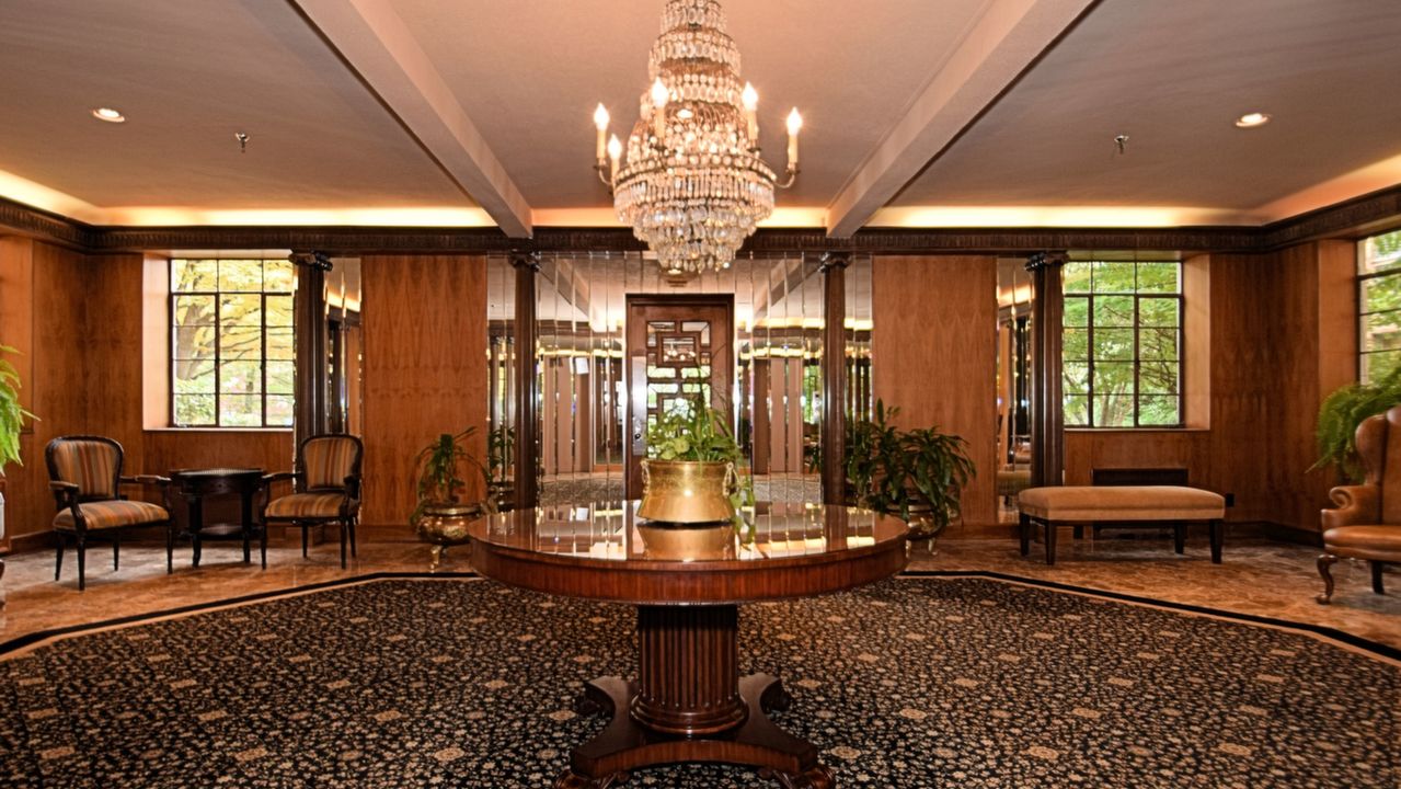 40 Old Lancaster Rd Unit #301, Merion Station, PA, 19066 Scene 2