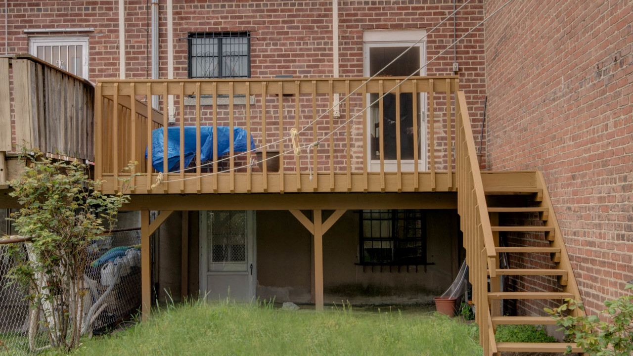 1058 Rhinelander Ave, Bronx, NY, 10461 Scene 4