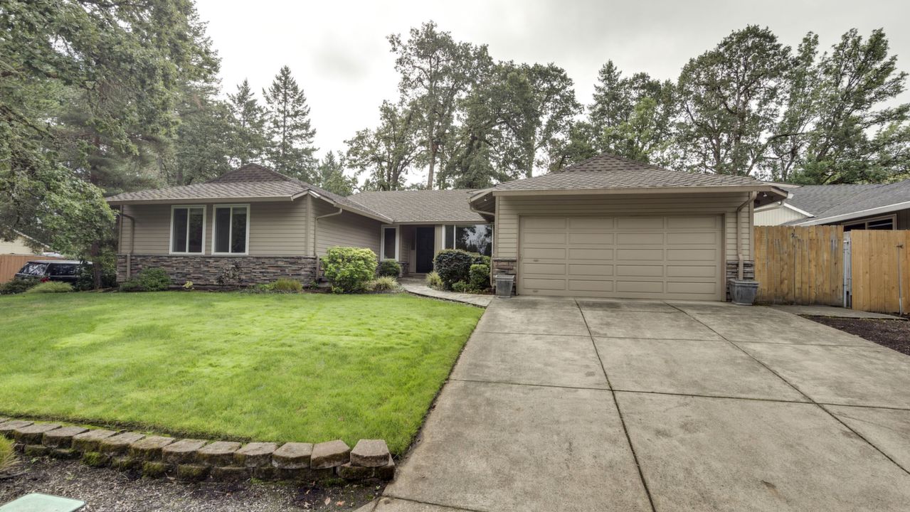 18212 Indian Creek Dr, Lake Oswego, OR, 97035 Scene 4