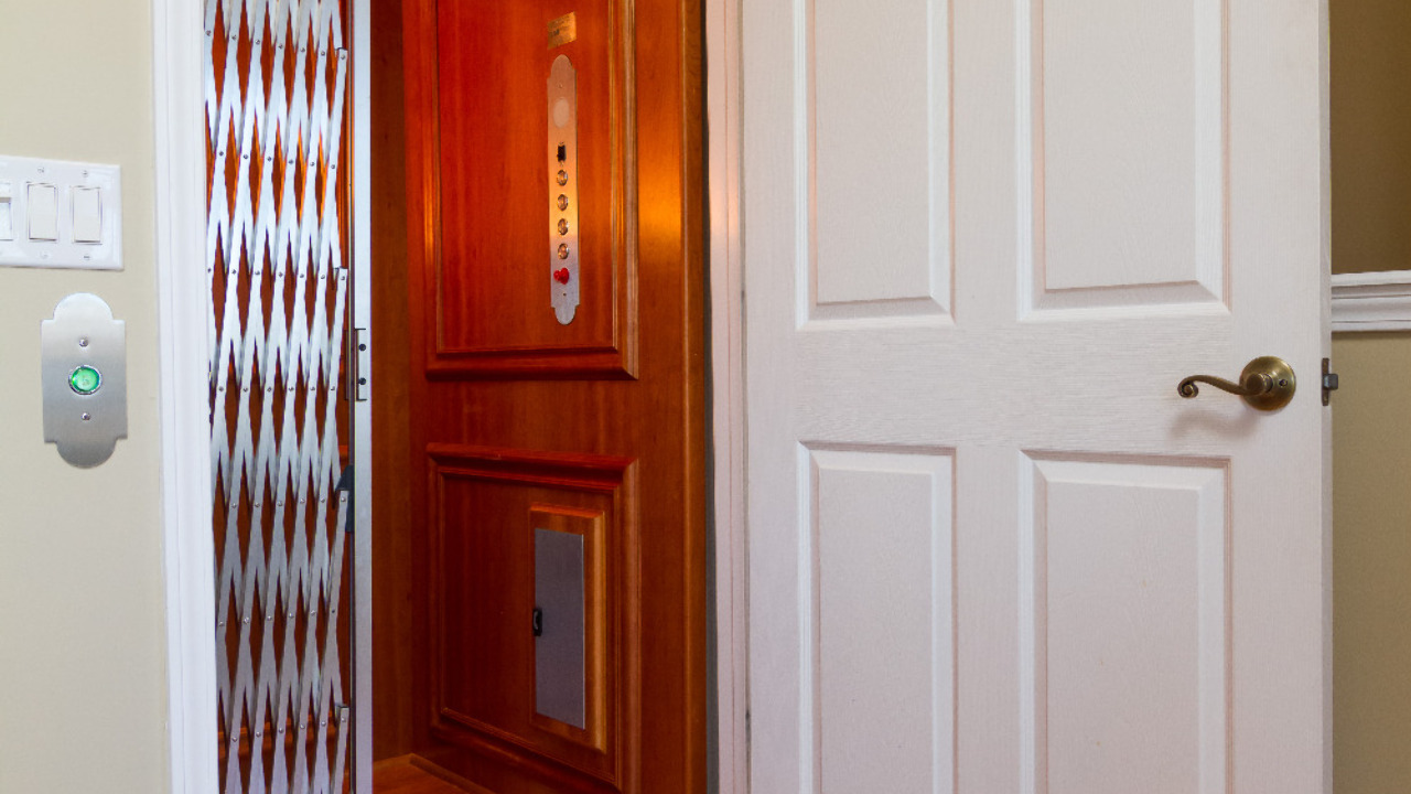 Elevator to 3 Levels