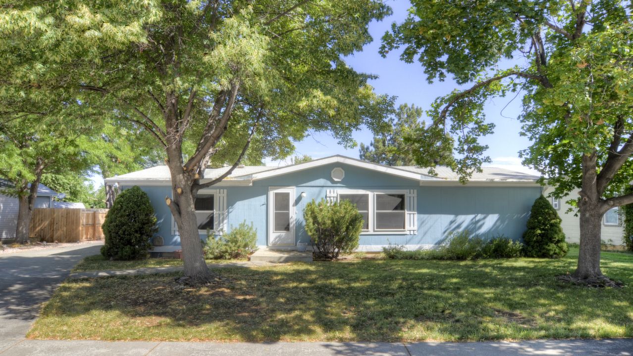 175 Leanne Dr.