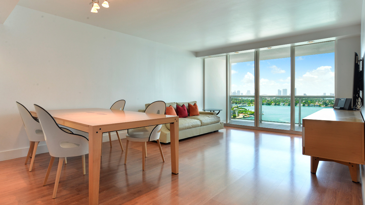 1800-Sunset-Harbour-Dr-#1910-03