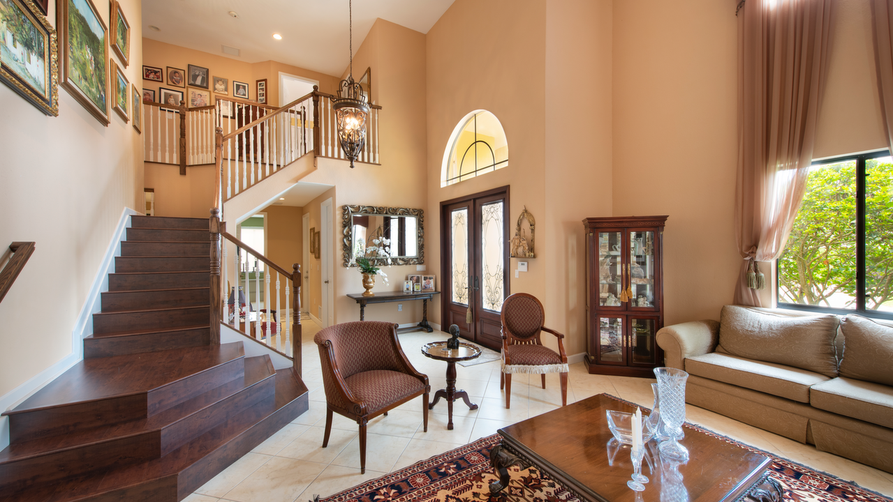 7656-SW-193rd-Lane-04