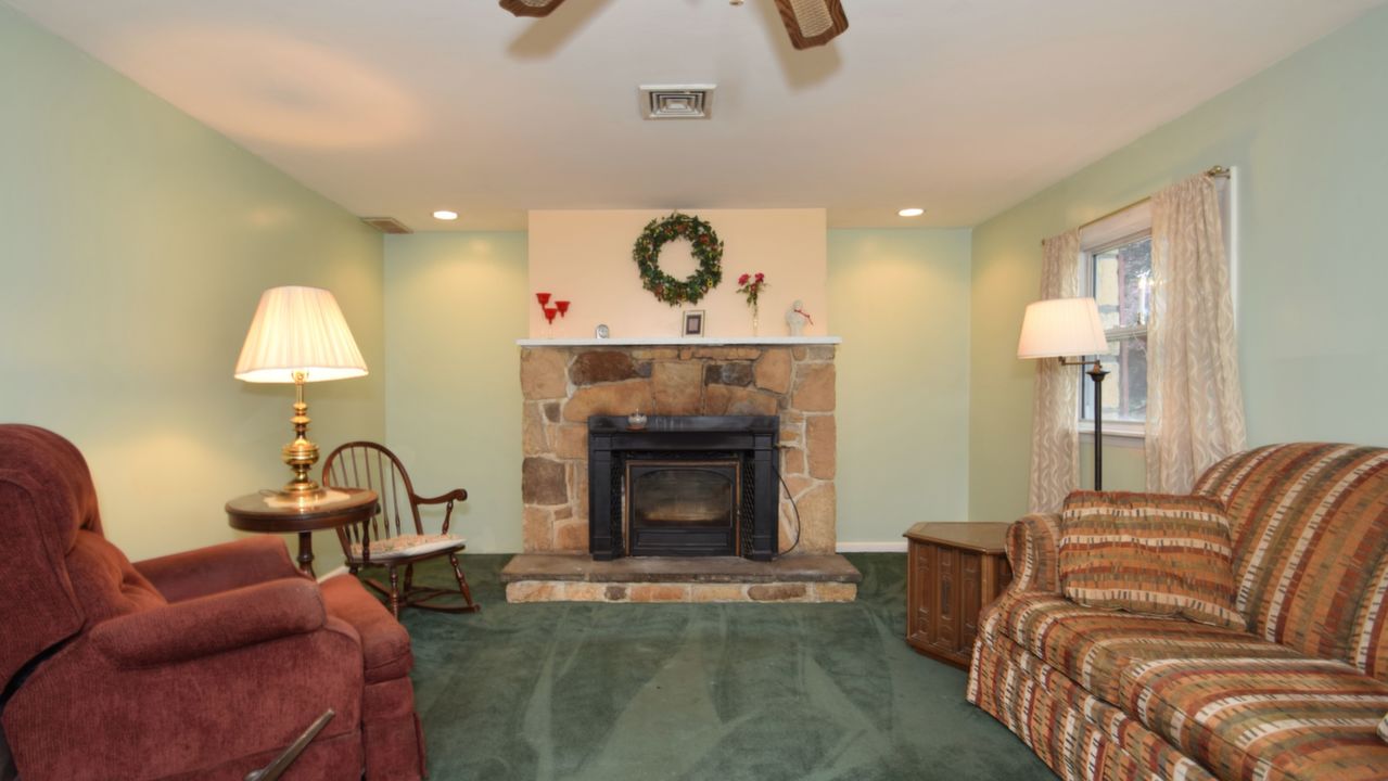 25 Wood Ln, Malvern, PA, 19355 Scene 4