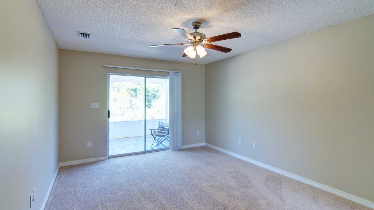 18_Master_Bedroom_01`