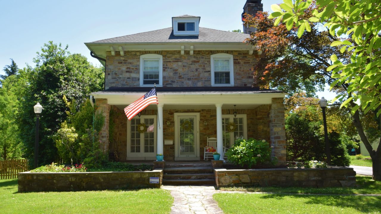 1610 Sheridan Ln, West Norriton, PA, 19403 Scene 1