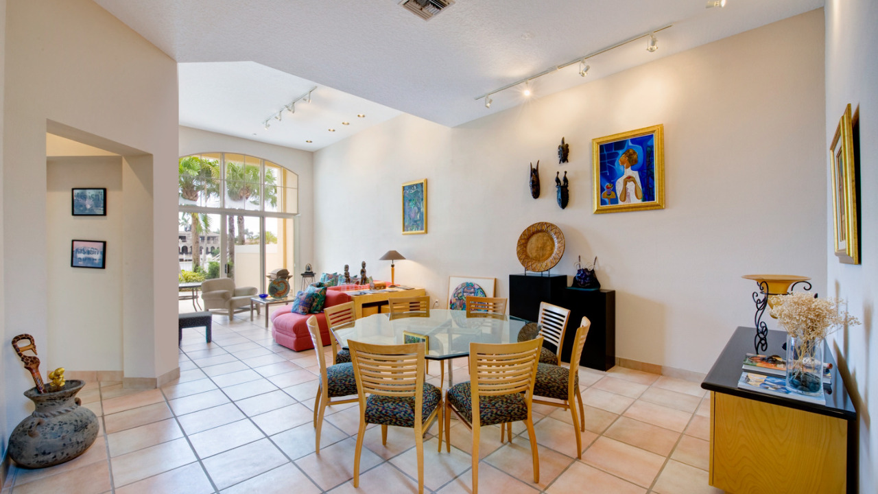 02-Dining Living Room