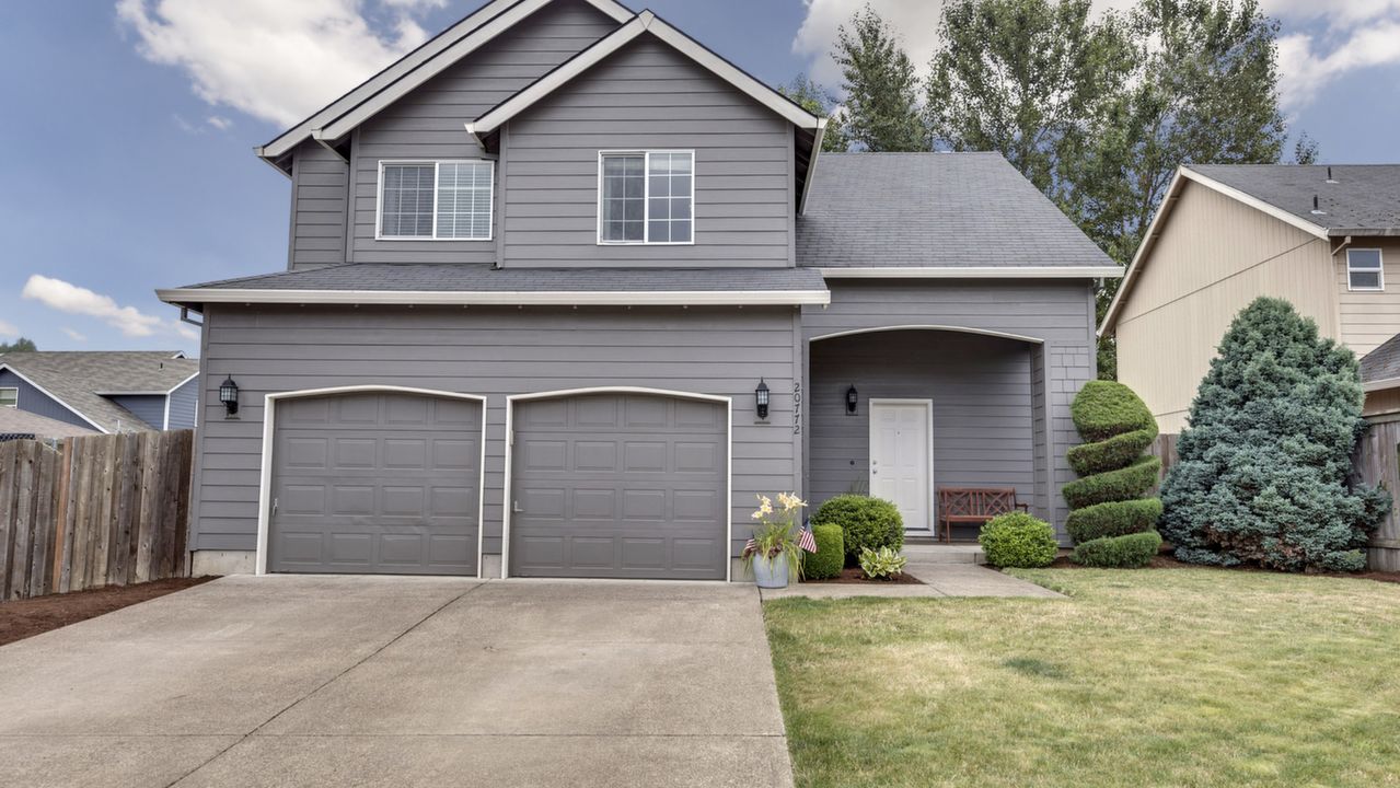 20772 Filbert St NE, Aurora, OR, 97002 Scene 1