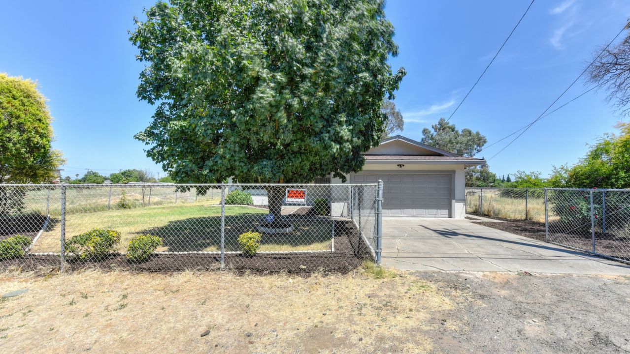 6151 63rd St, Sacramento, CA, 95824 Scene 2