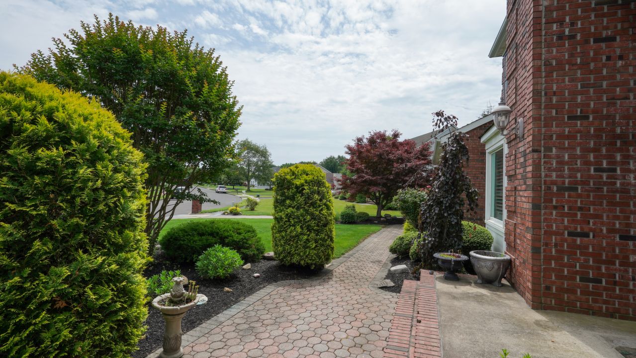 1446 Garrett Dr, Wall, NJ, 07719 Scene 4