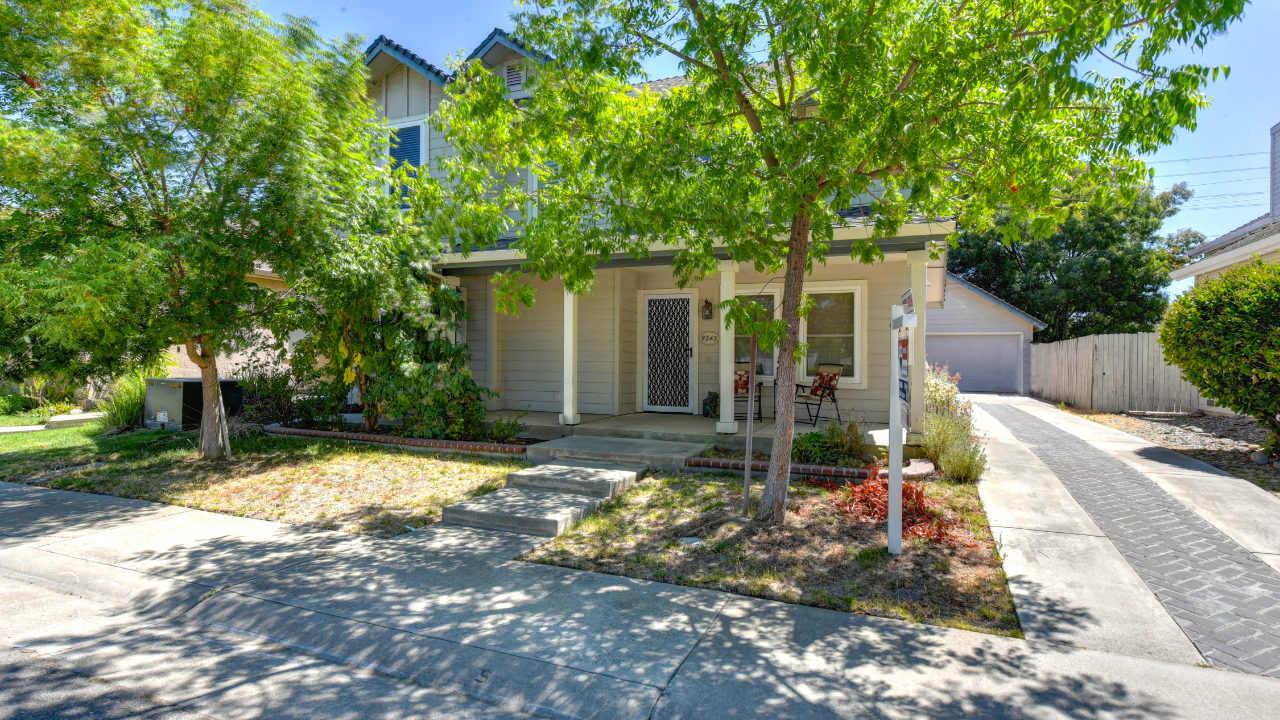 9243 Woodrow Way, Elk Grove, CA, 95758 Scene 1