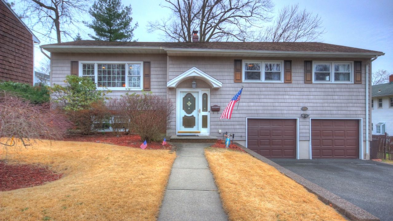 138 South Park Drive, New Milford, NJ, 07646 Scene 1