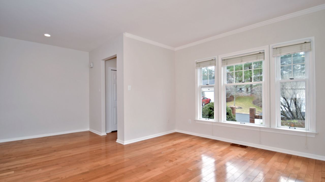 9 Commanders Dr, Washington Crossing, PA, 18977 Scene 2