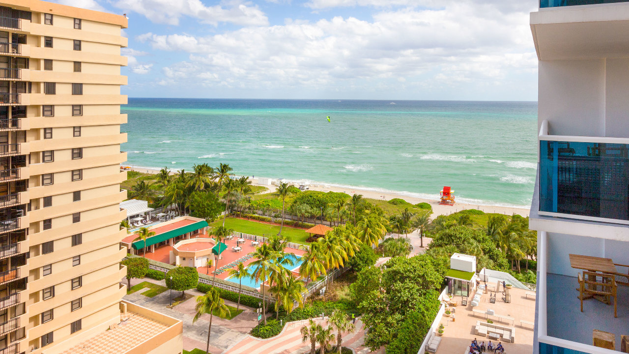 1-Hotel-&-Homes-#1207-10