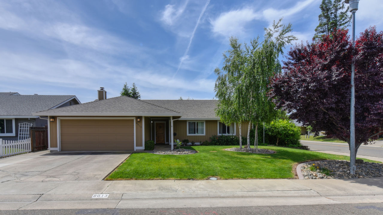 8613 Elk Way, Elk Grove, CA, 95624 Scene 1