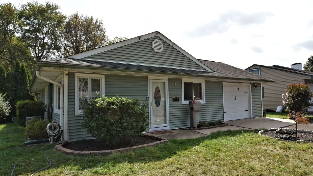 822 Trenton Rd, Fairless Hills, PA, 19030 Scene 1