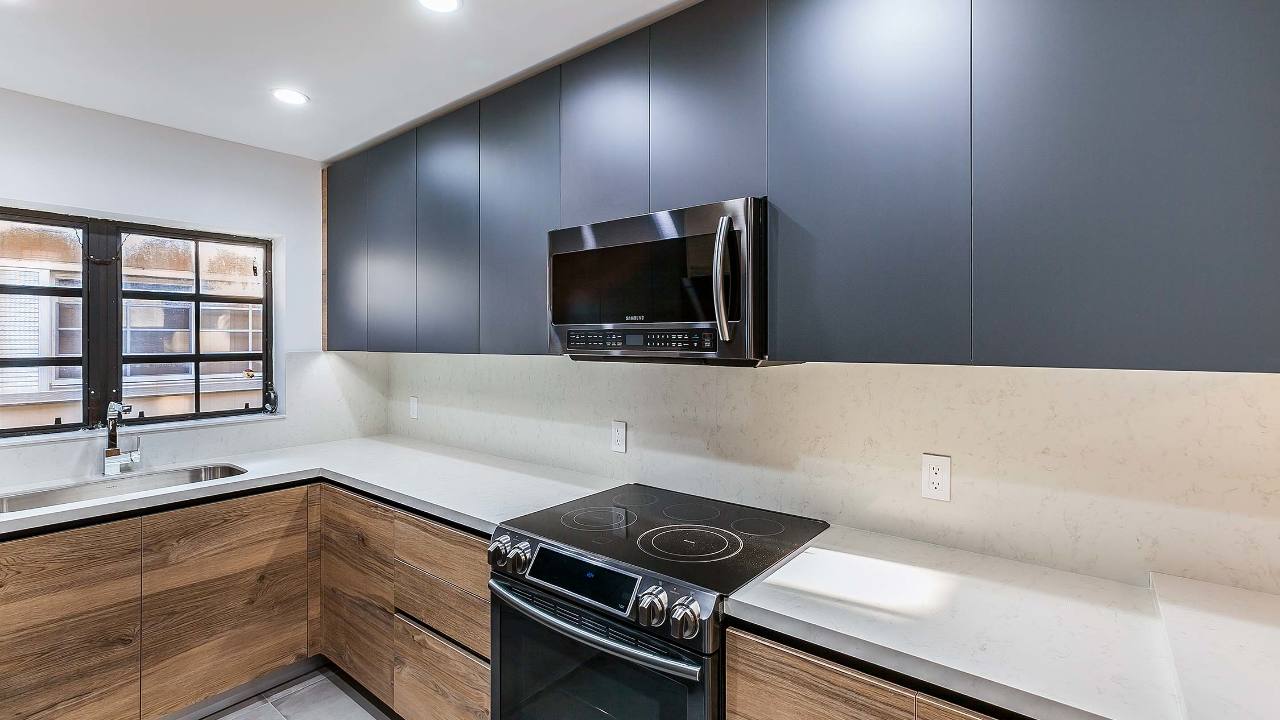 407-Minorca-Ave-06