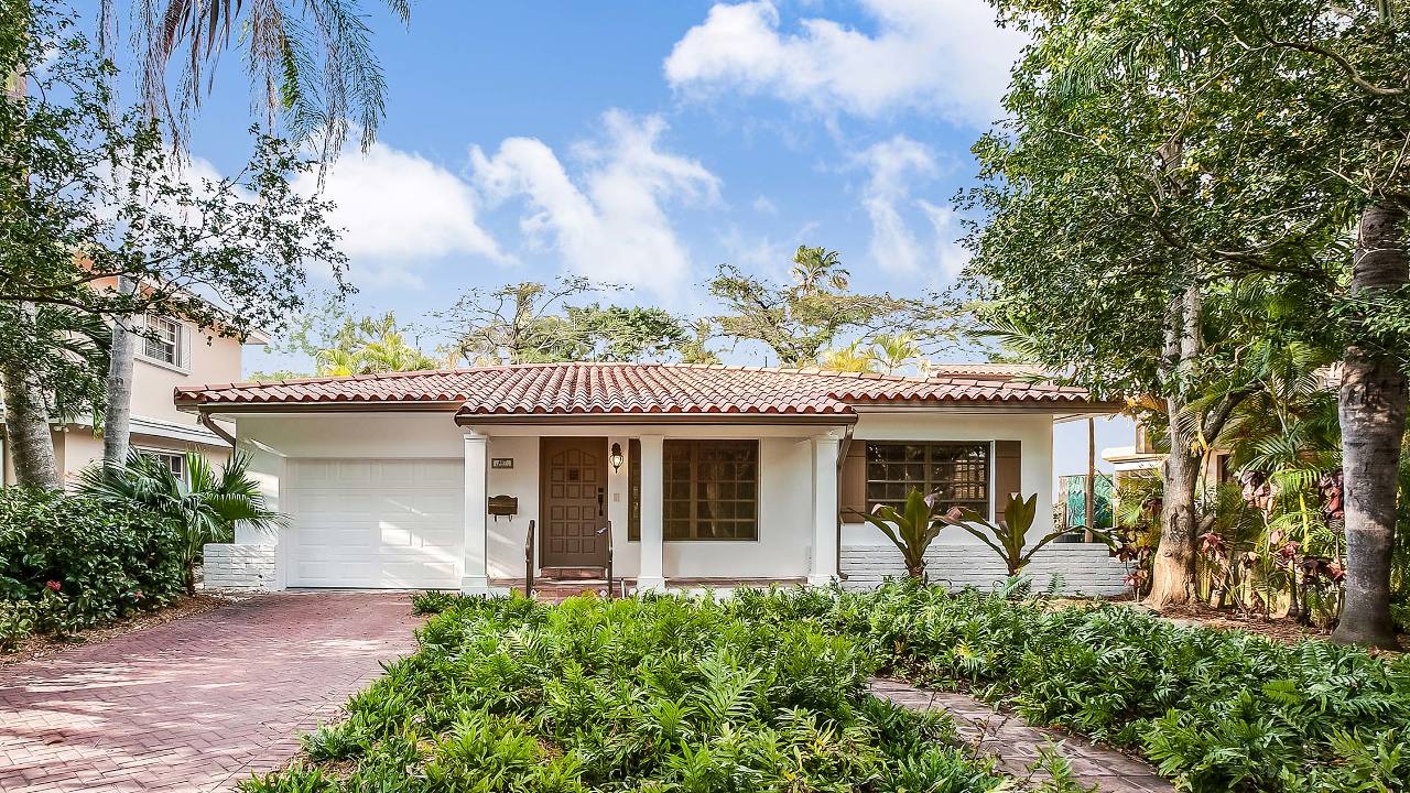 407-Minorca-Ave-01
