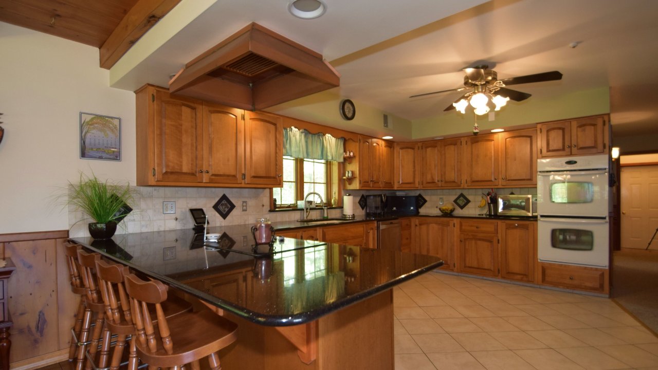 3022 Fretz Valley Rd, Perkasie, PA, 18944 Scene 3