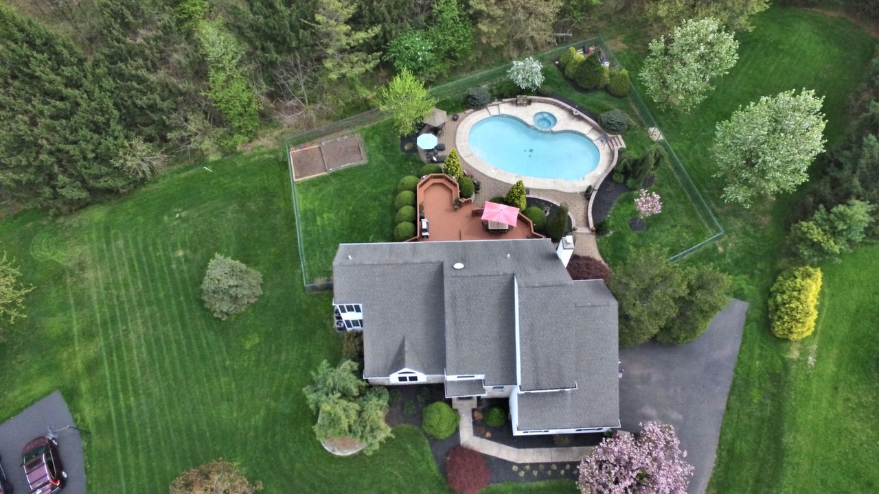 27 Tice Ln, Perkasie, PA, 18944 Scene 1