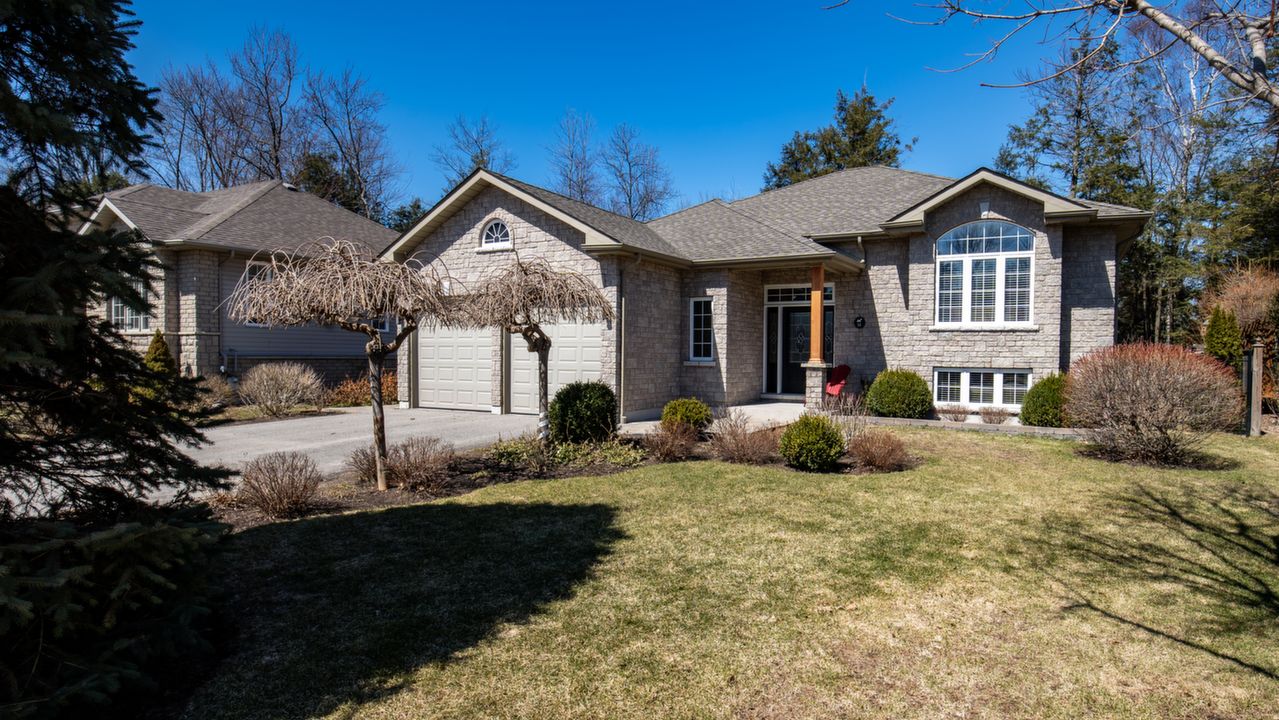 14 Port Royal Trail, Wasaga Beach, ON, L9Z 1H7 Scene 3