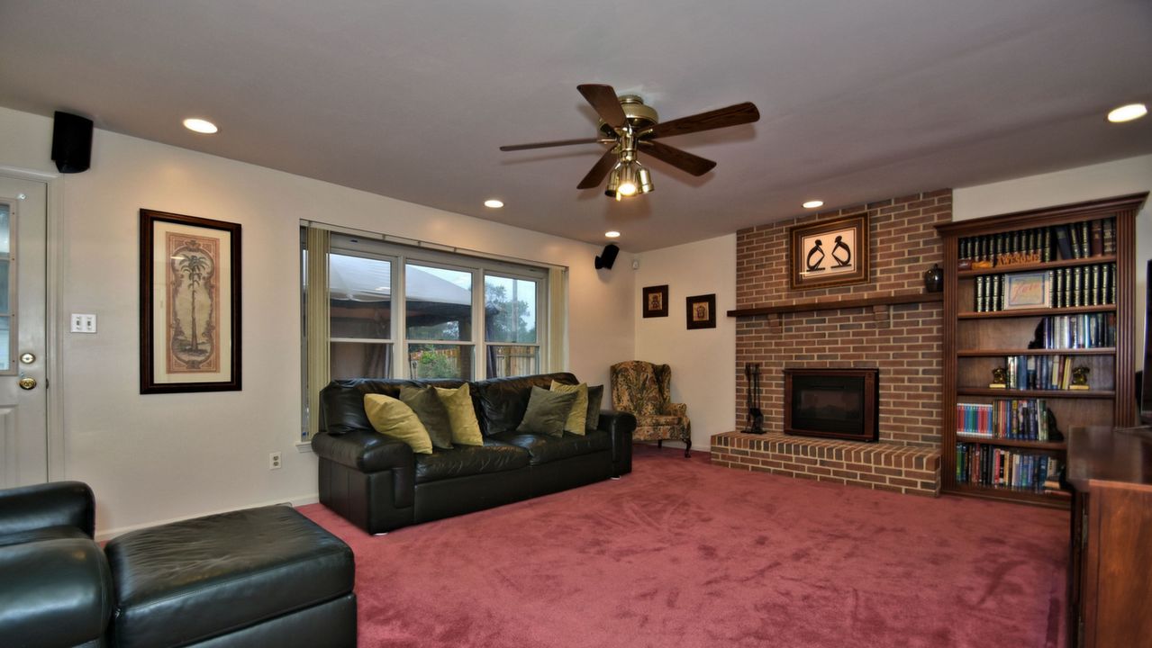 333 Heatherfield Dr, Souderton, PA, 18964 Scene 2