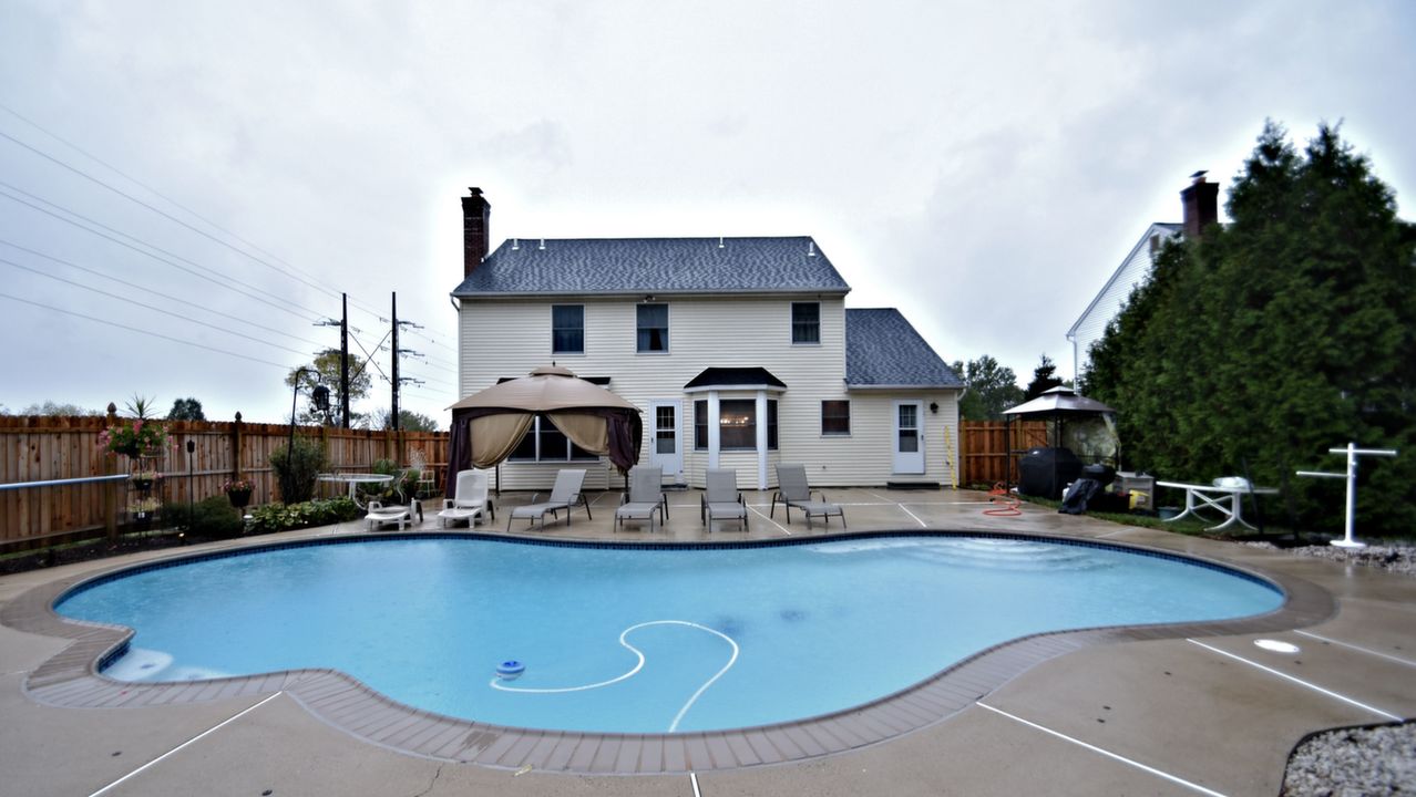 333 Heatherfield Dr, Souderton, PA, 18964 Scene 4