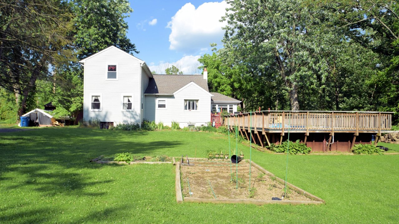 41 Bedford Ave, Doylestown, PA, 18902 Scene 1