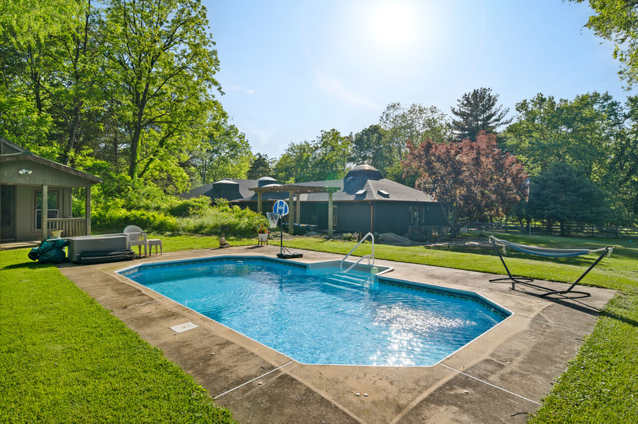 2436 Warm Springs Road, Shenandoah Junction, WV, 25442 Scene 3
