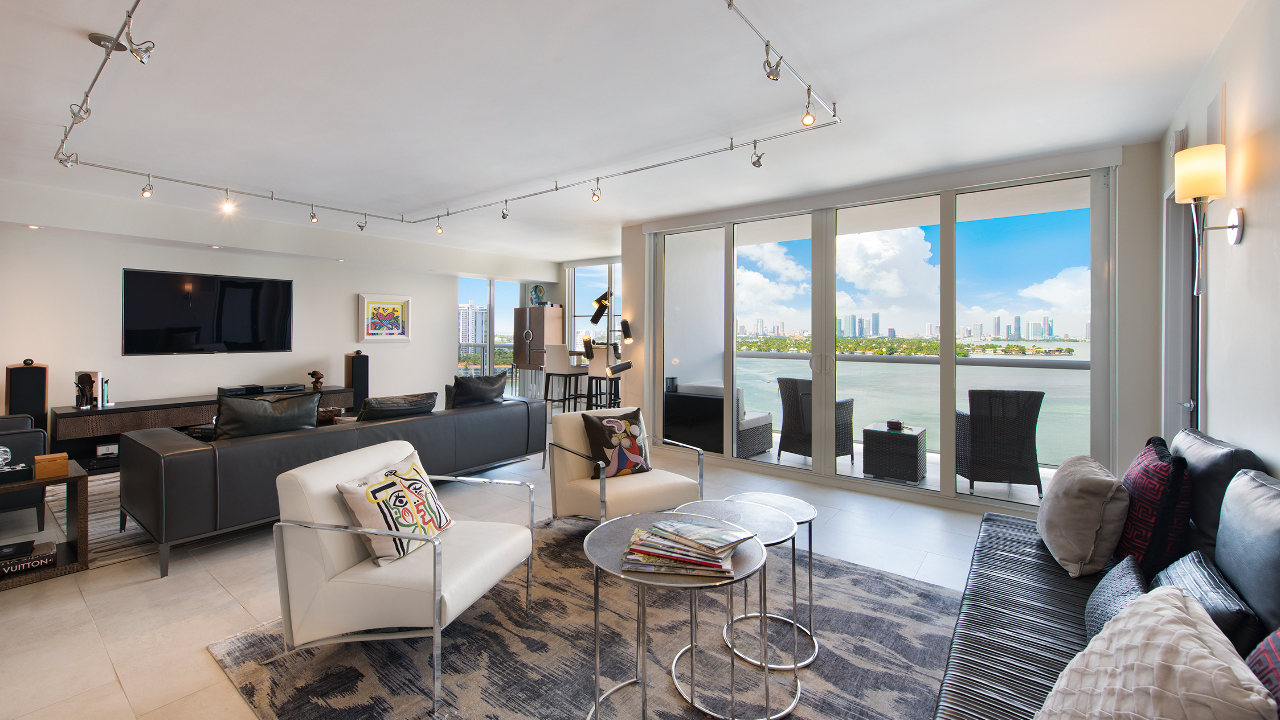 Sunset Harbour N #1602-03