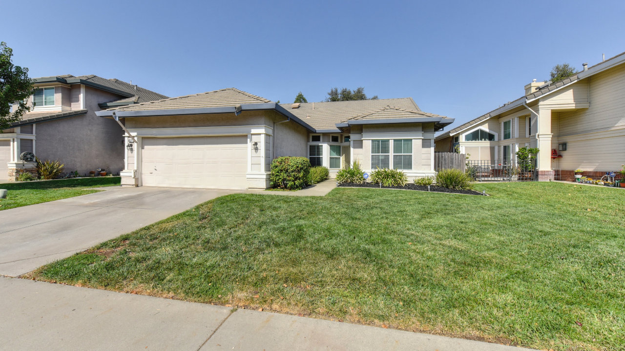 8571 Zinnia Way, Elk Grove, CA, 95624 Scene 2