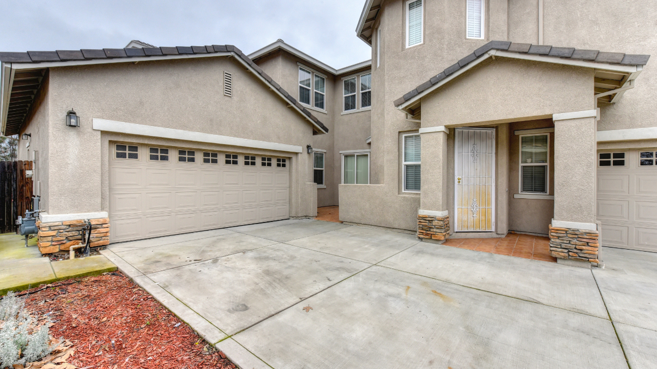 6818 Elvora Way, Elk Grove, CA, 95757 Scene 4