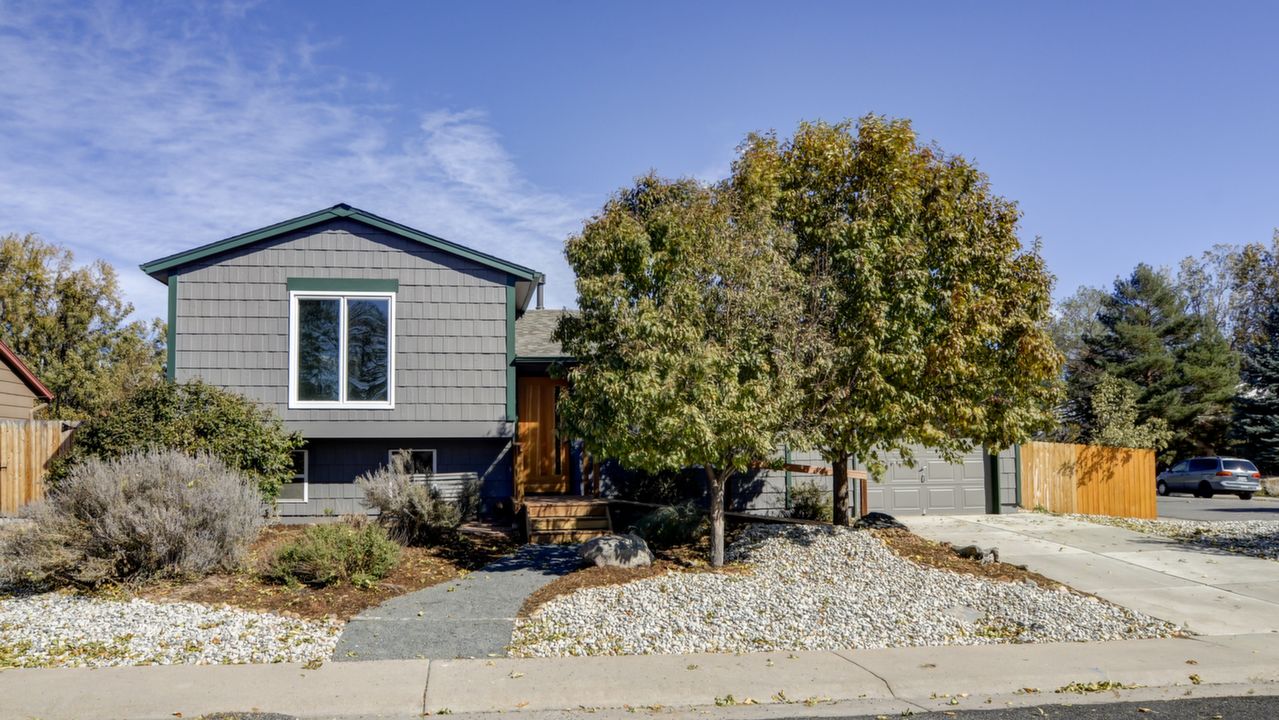 1225 PIccardy Pl.