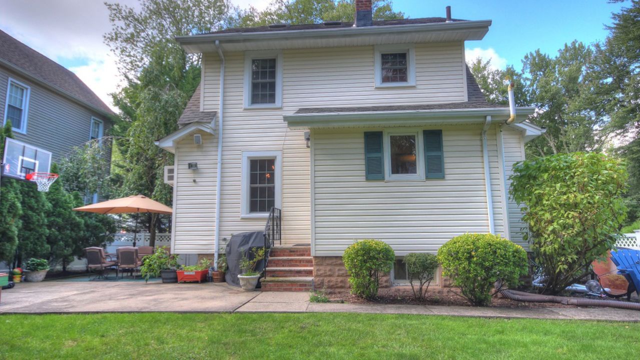 163 Garfield Street, Haworth, NJ, 07641 Scene 2