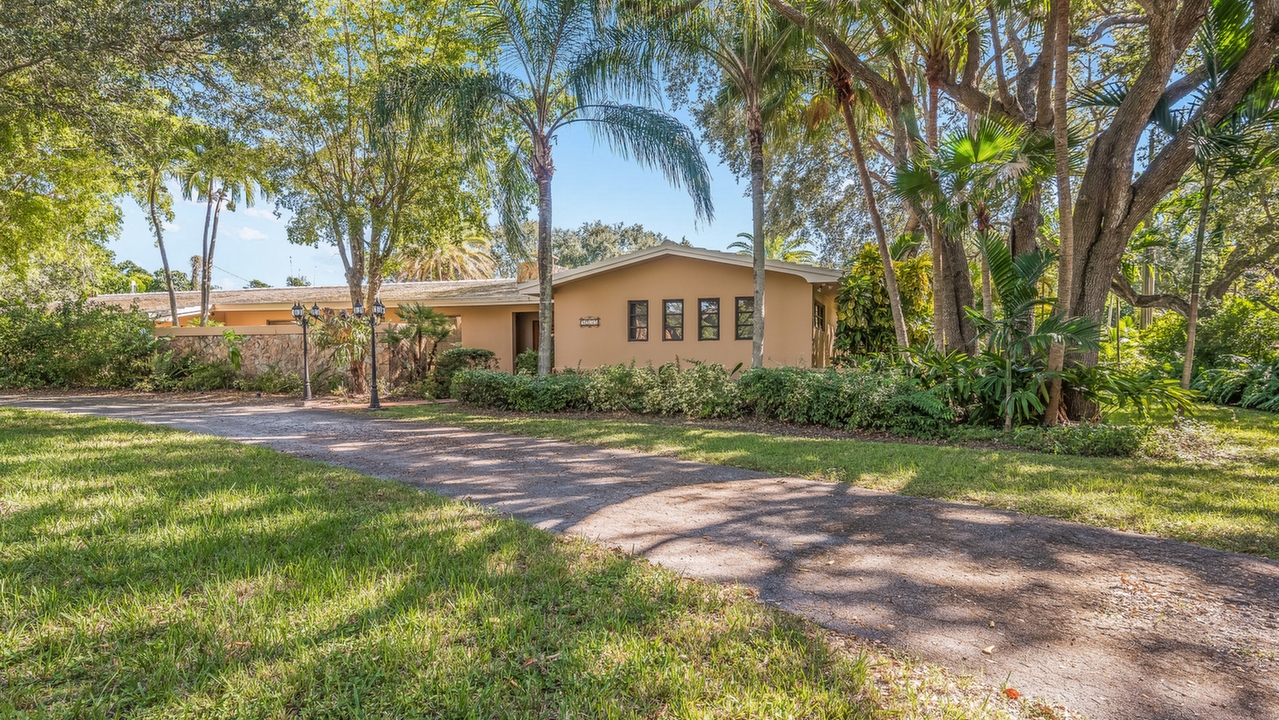 9955-SW-87th-Ct-02
