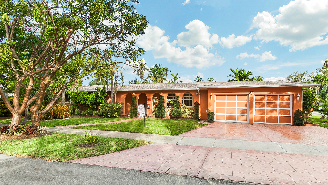 155-SW-39th-Ct-01