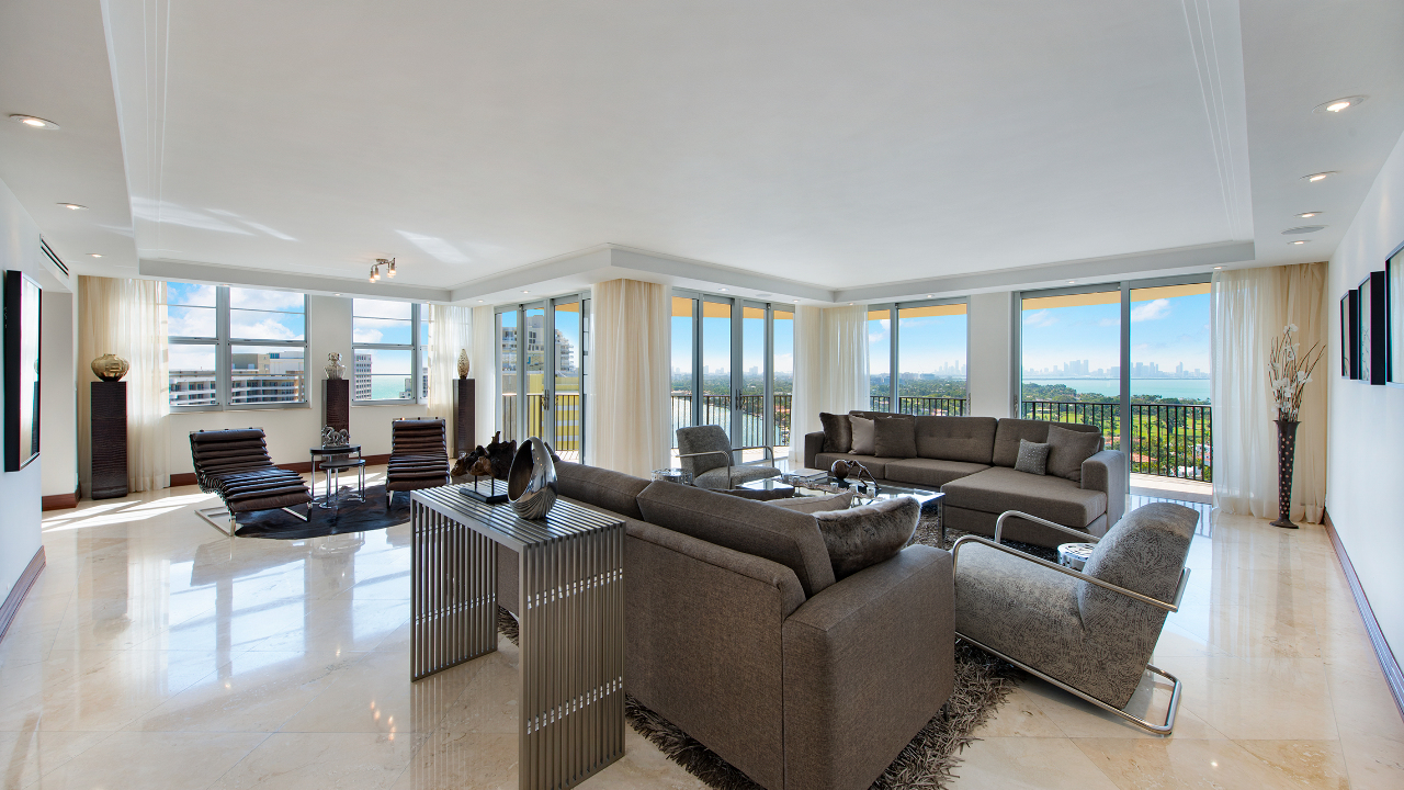 5660 Collins Ave #18AB-02