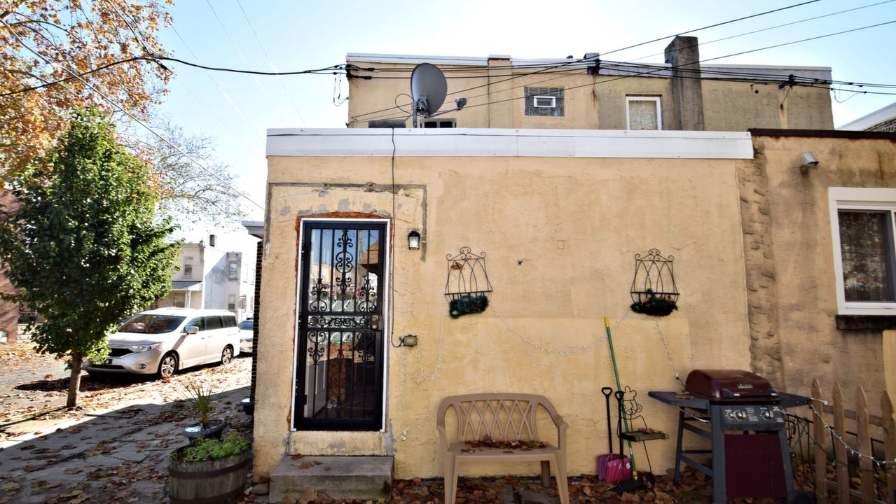 7134 Vandike St, Philadelphia, PA, 19135 Scene 4