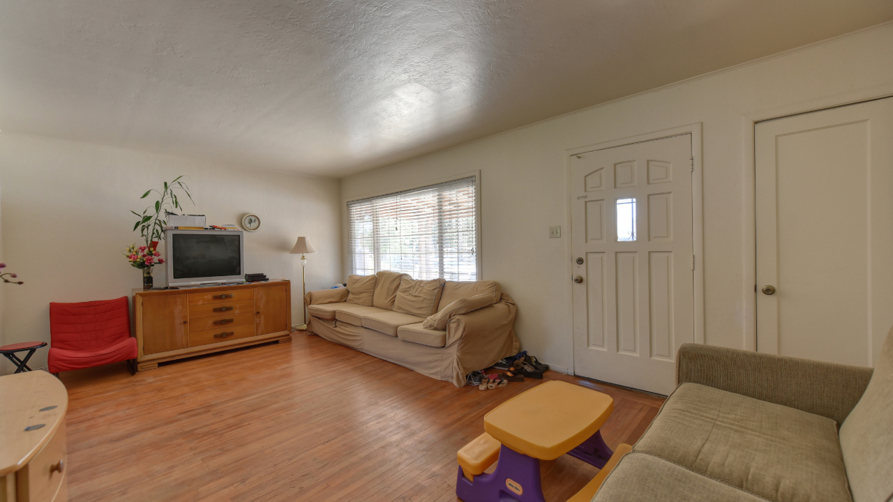 1701 Fruitridge Rd., Sacramento, CA, 95822 Scene 4