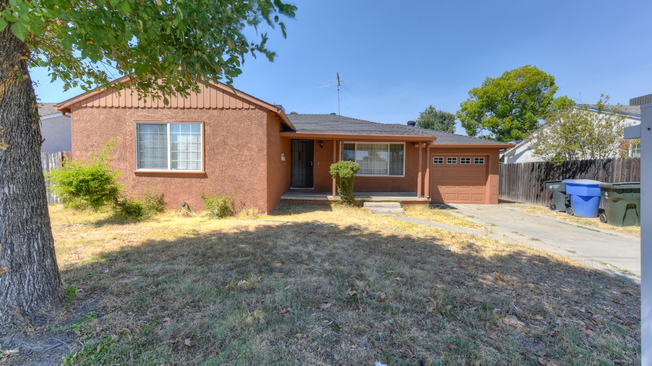 1701 Fruitridge Rd., Sacramento, CA, 95822 Scene 1