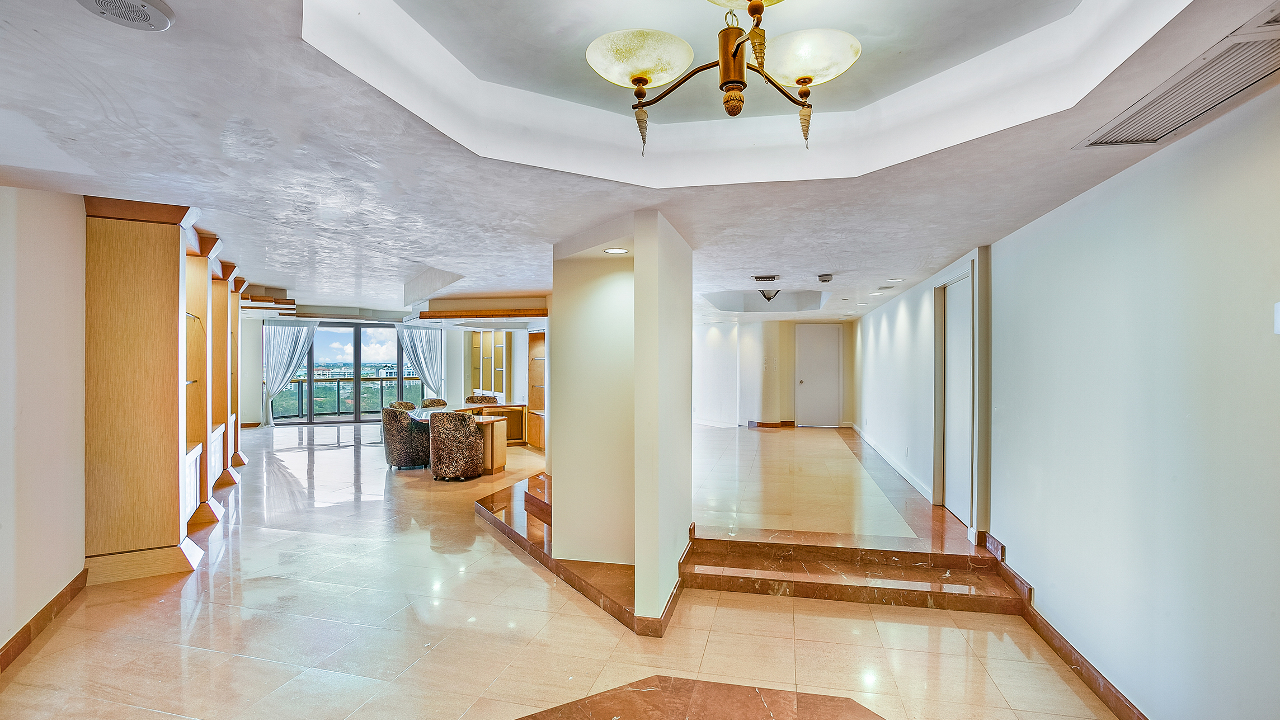 Bal-Harbour-Tower-#12A-01
