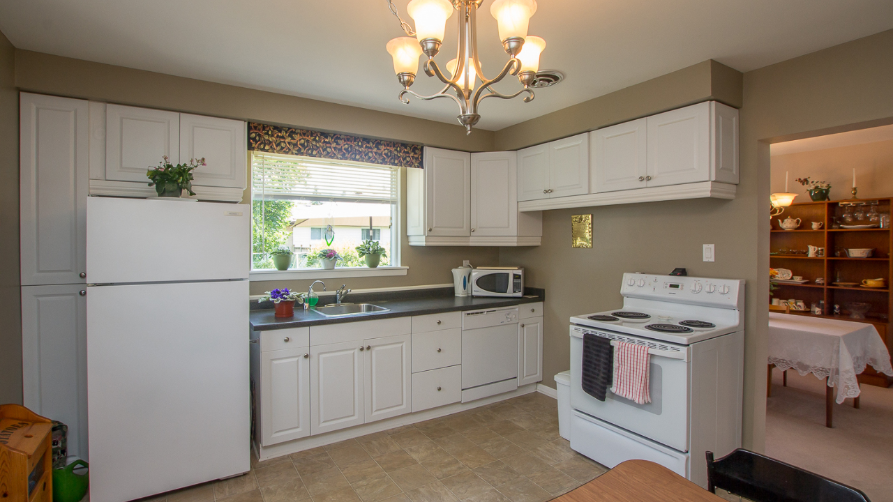 104 Brentwood Drive, Brampton, ON, L6T 1R2 Scene 4