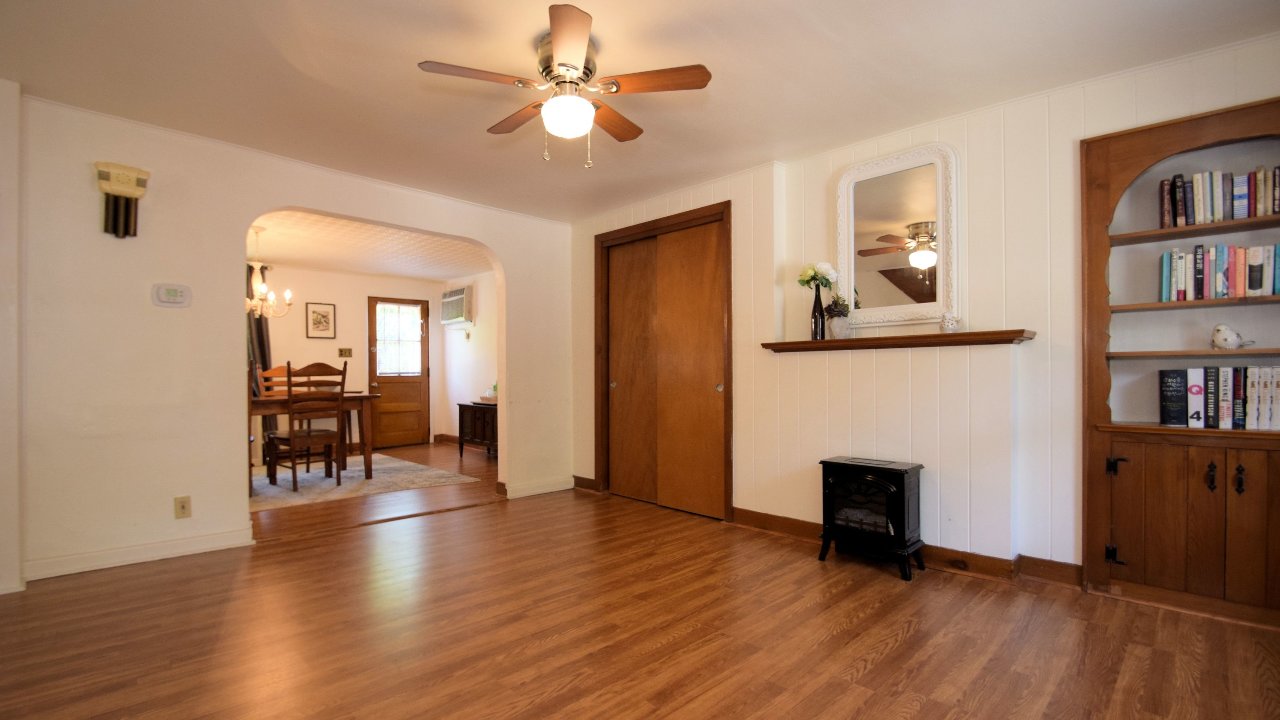 214 Green St, Phoenixville, PA, 19460 Scene 2