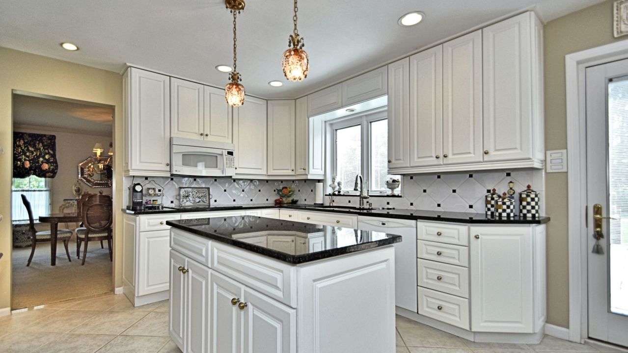 12 Canal Run W, Washington Crossing, PA, 18977 Scene 2