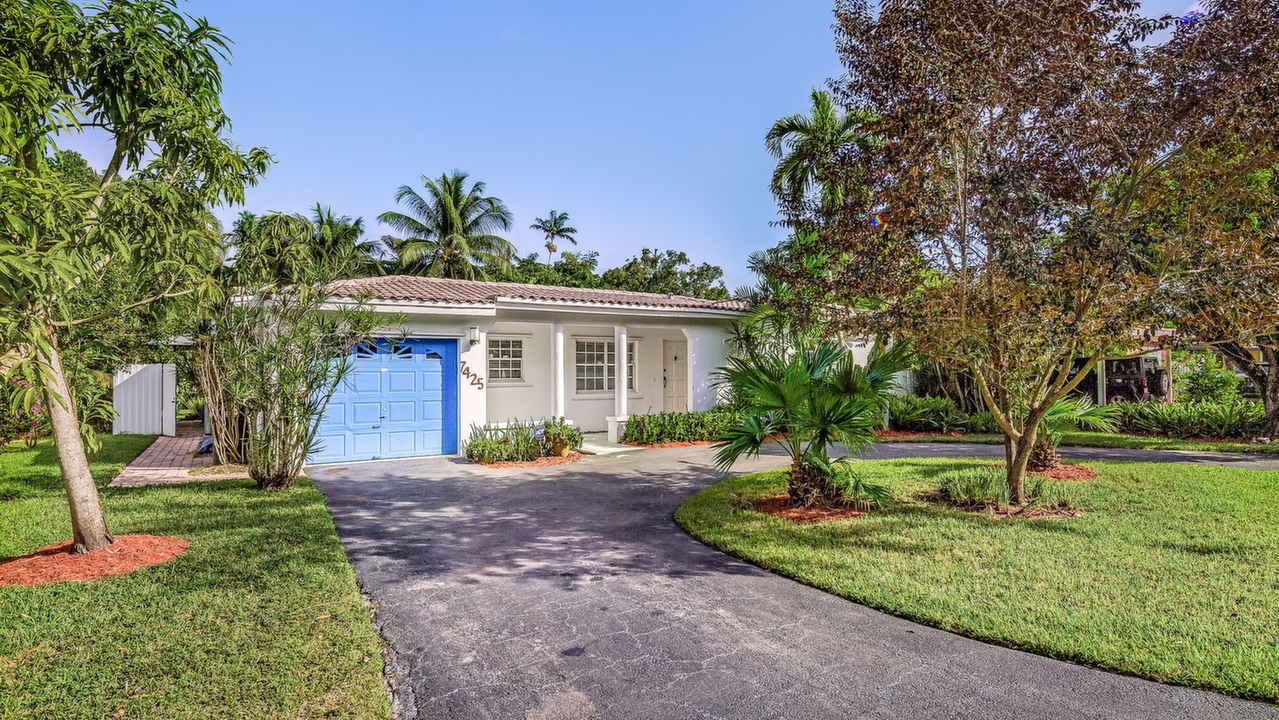 7425-SW-56th-Ave-02
