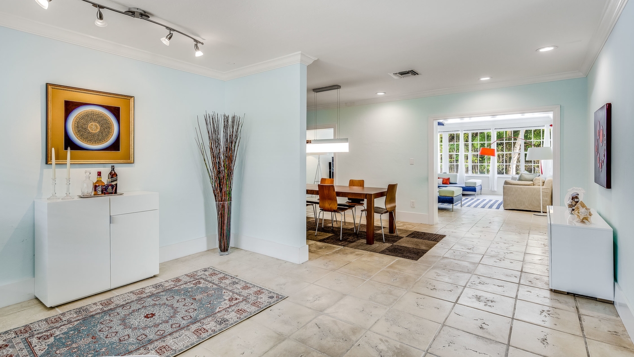 7425-SW-56th-Ave-03